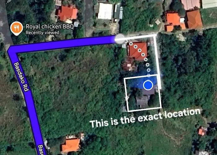 Near In White Basdako - In Cebu モアルボアル